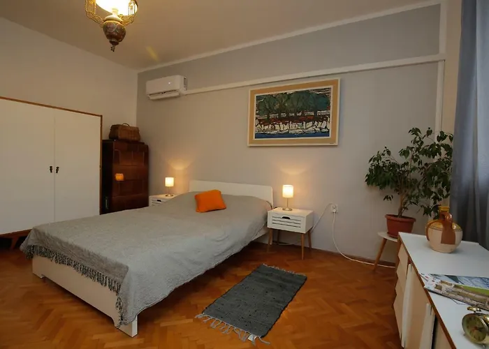 Pietas Iulia * 풀라