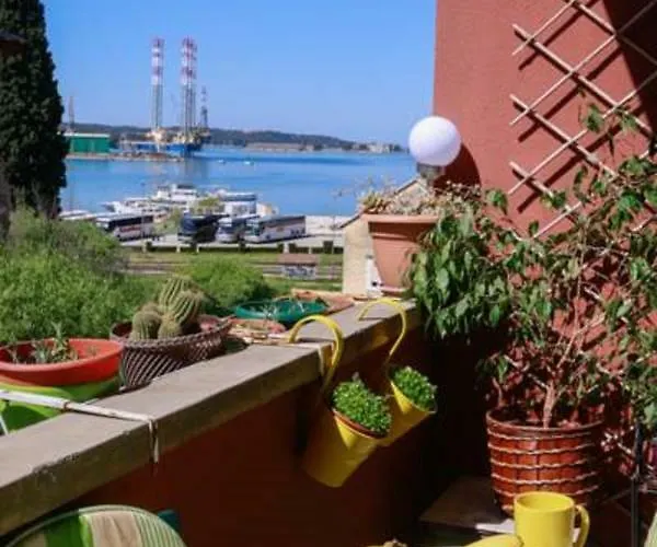 Apartman Pietas Iulia Pula