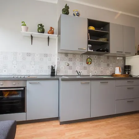 Apartament Pietas Iulia Pula